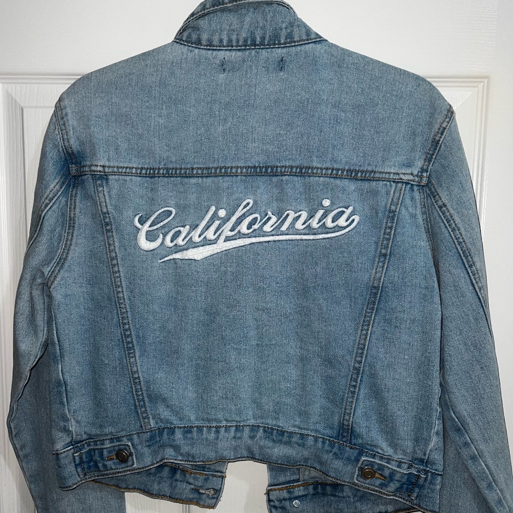 California Jean Jacket - Forever 21